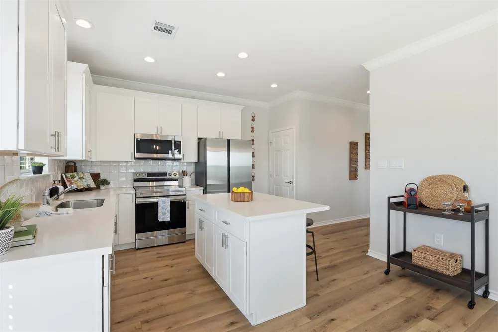 124 Jewel Drive Bolivar Peninsula, TX 77650