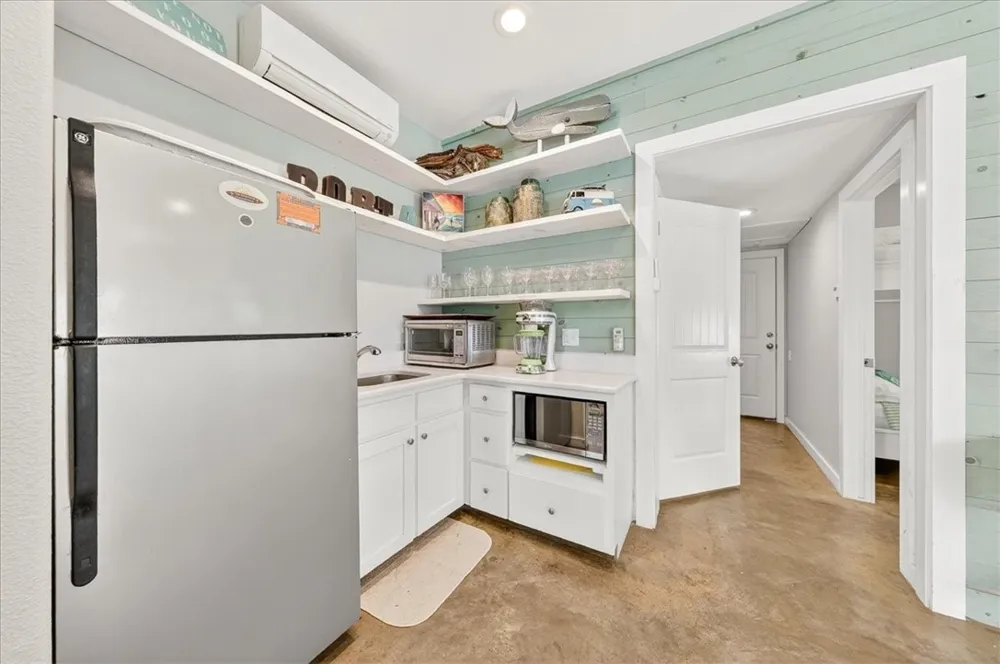 2008 Sand Point Circle Port Aransas, TX 78373