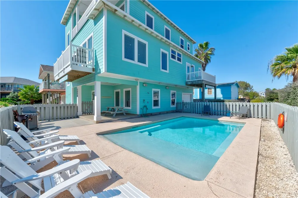 2008 Sand Point Circle Port Aransas, TX 78373