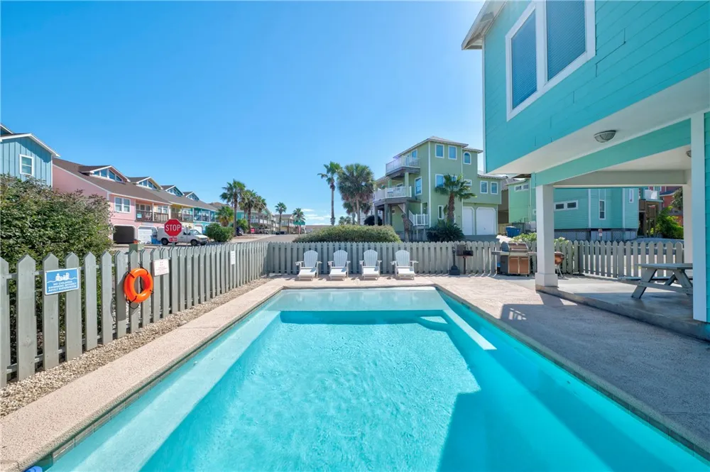 2008 Sand Point Circle Port Aransas, TX 78373