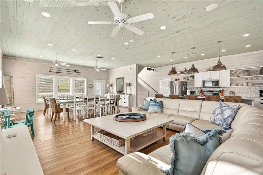 2008 Sand Point Circle Port Aransas, TX 78373