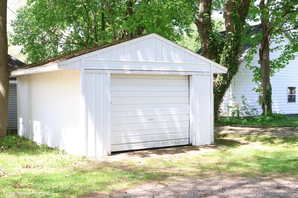 124 W Sheridan Street Fremont City, MI 49412
