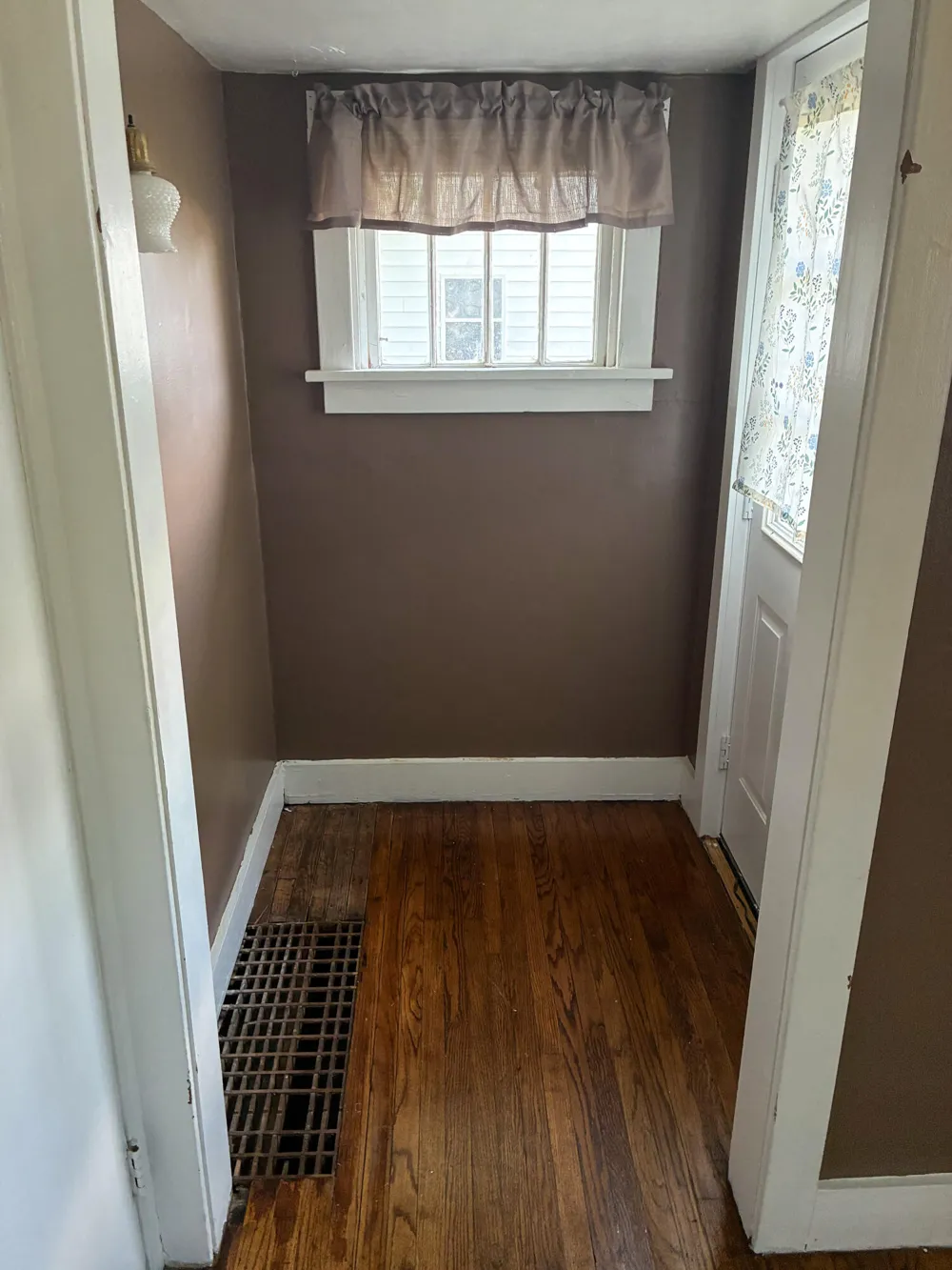 124 W Sheridan Street Fremont City, MI 49412