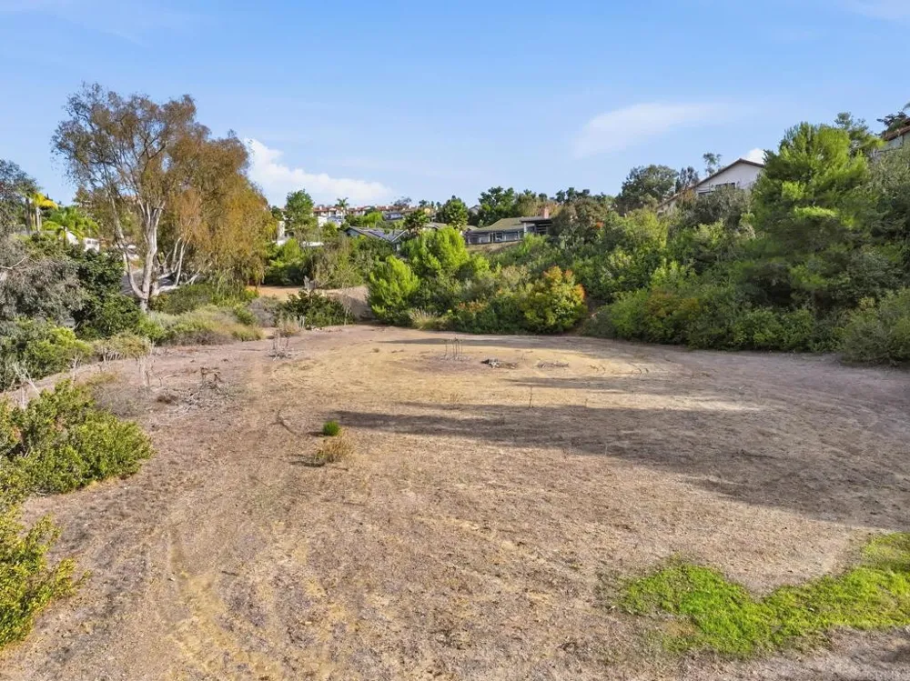 6515 El Fuerte Street Carlsbad, CA 92009