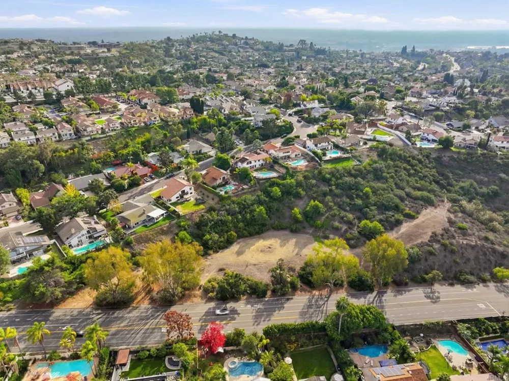 6515 El Fuerte Street Carlsbad, CA 92009