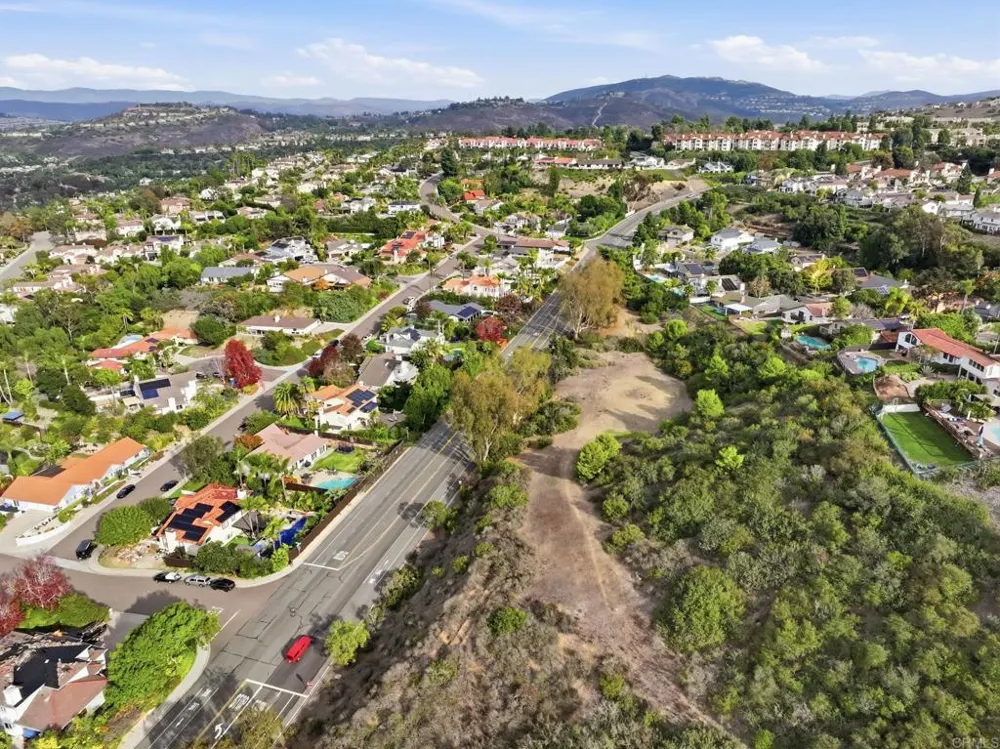 6515 El Fuerte Street Carlsbad, CA 92009