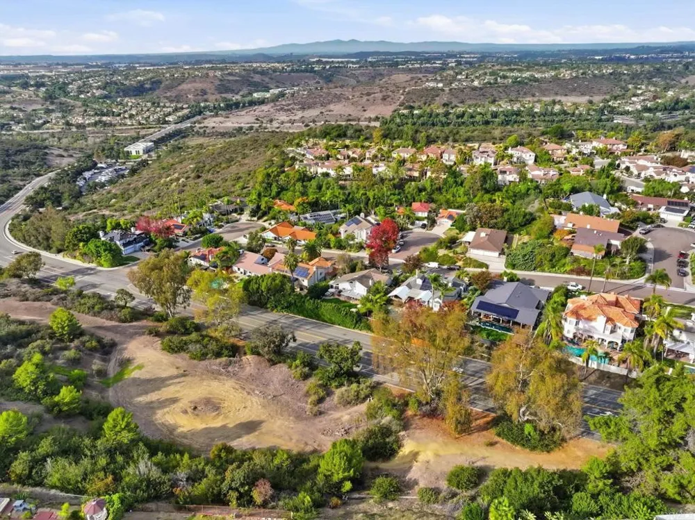 6515 El Fuerte Street Carlsbad, CA 92009