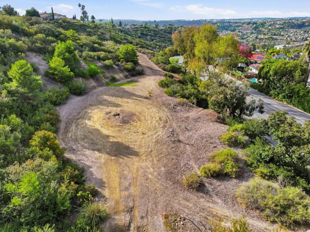 6515 El Fuerte Street Carlsbad, CA 92009