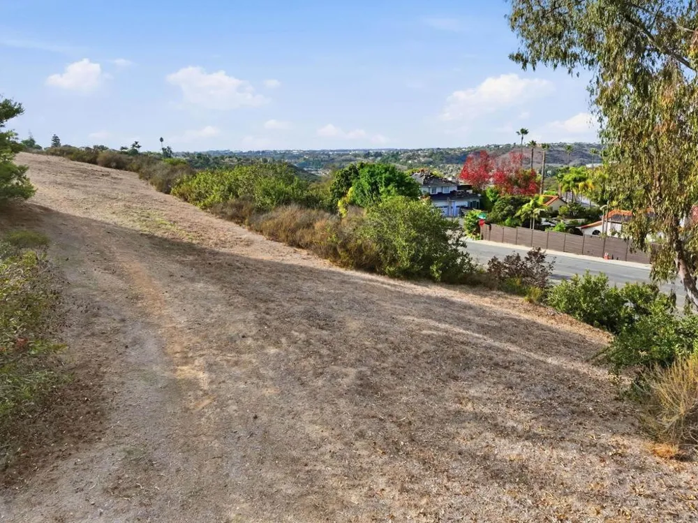 6515 El Fuerte Street Carlsbad, CA 92009