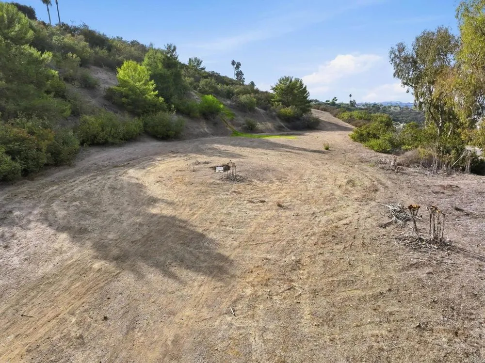 6515 El Fuerte Street Carlsbad, CA 92009