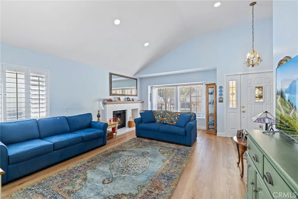 21092 Cedar Lane Mission Viejo, CA 92691