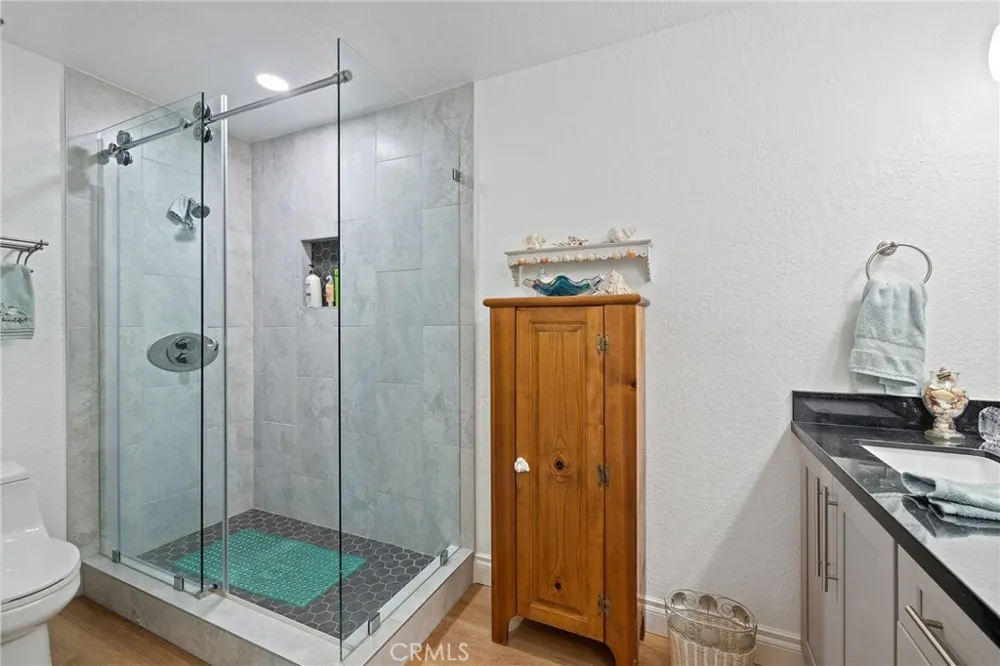 21092 Cedar Lane Mission Viejo, CA 92691