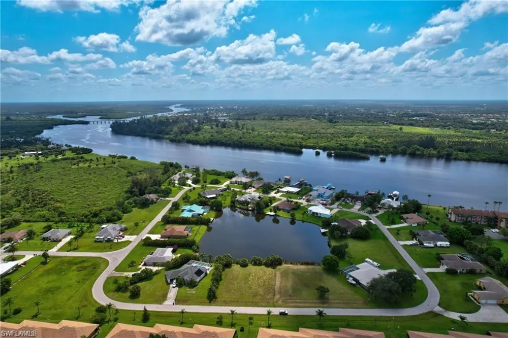 17091 Waters Edge Circle North Fort Myers, FL 33917