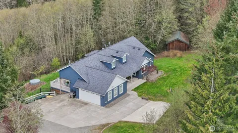 14900 NE Critter Hill Drive