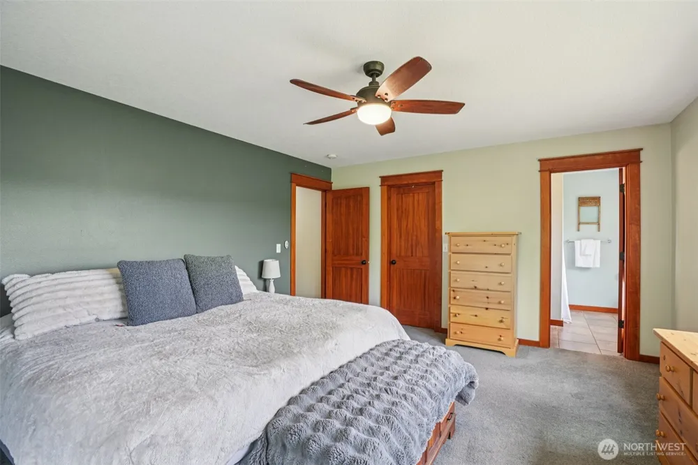 14900 NE Critter Hill Drive Amboy, WA 98601