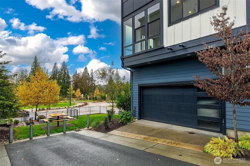 14002 3rd Avenue NE #105 Duvall, WA 98019