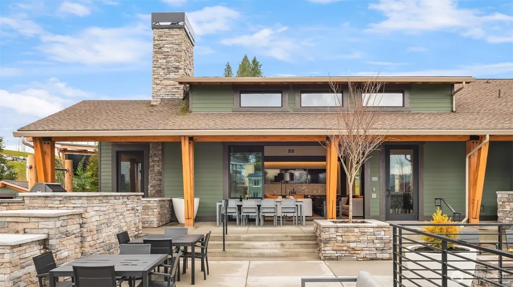 14002 3rd Avenue NE #105 Duvall, WA 98019