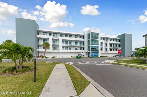 3031 Hafen Lane #303