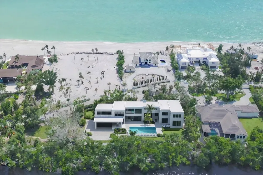 7825 SANDERLING ROAD Sarasota, FL 34242