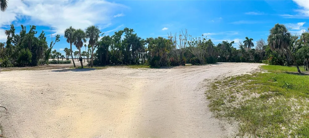 7825 SANDERLING ROAD Sarasota, FL 34242