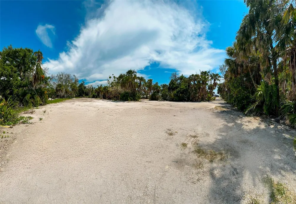7825 SANDERLING ROAD Sarasota, FL 34242