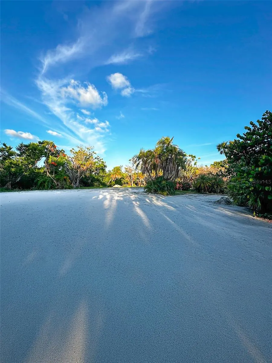 7825 SANDERLING ROAD Sarasota, FL 34242