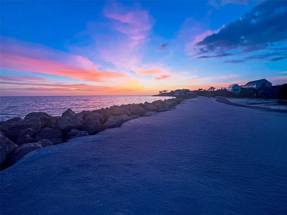 7825 SANDERLING ROAD Sarasota, FL 34242
