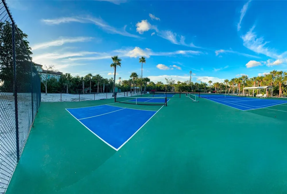 7825 SANDERLING ROAD Sarasota, FL 34242