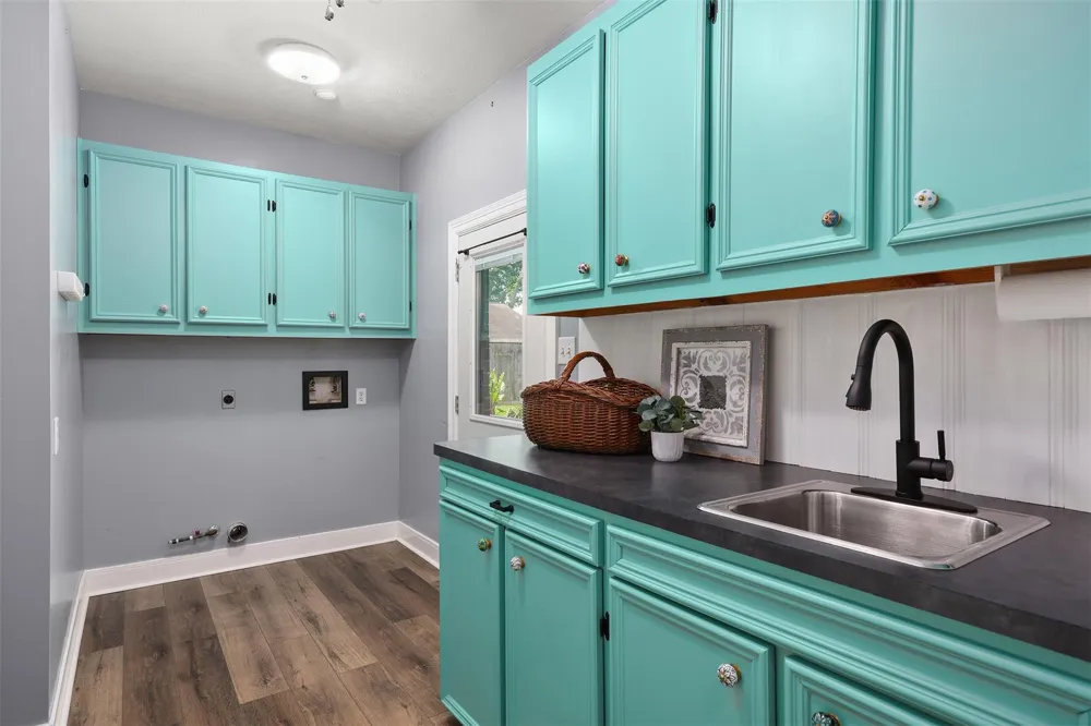 1133 Helen Drive Deer Park, TX 77536