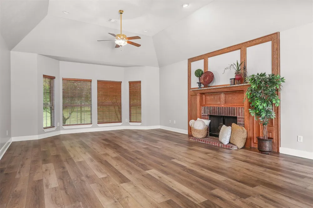 1133 Helen Drive Deer Park, TX 77536