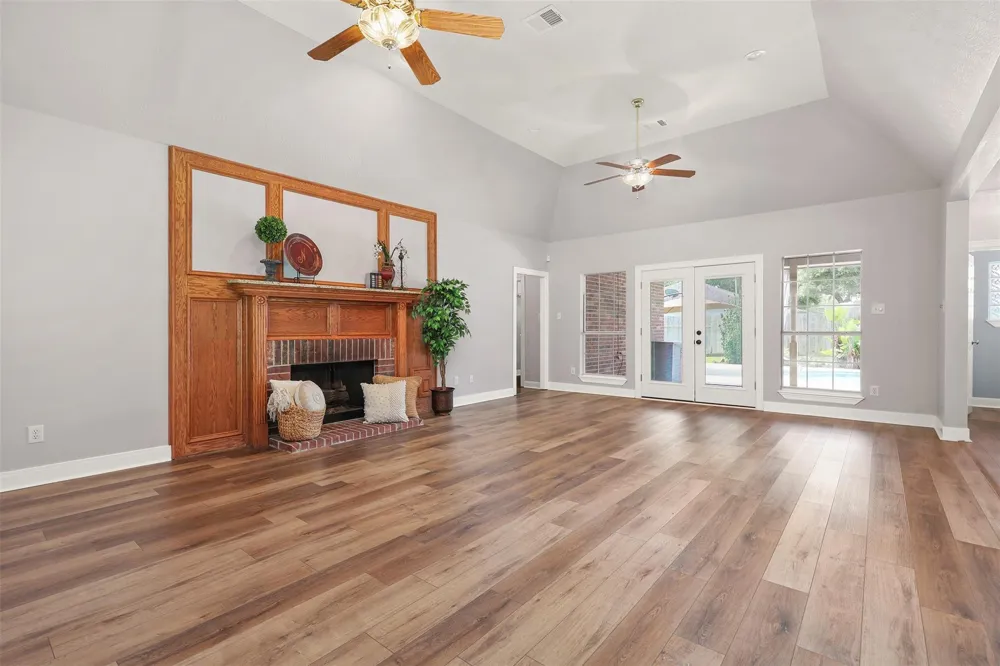 1133 Helen Drive Deer Park, TX 77536