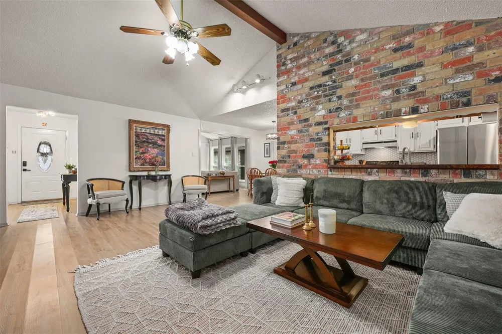 1406 New Orleans Street Deer Park, TX 77536