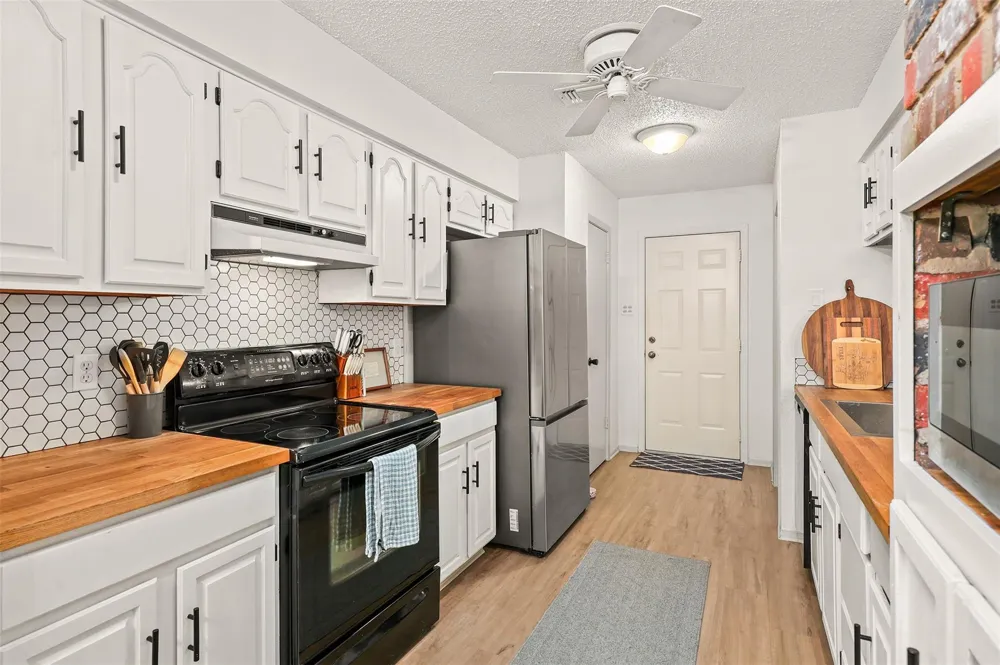 1406 New Orleans Street Deer Park, TX 77536