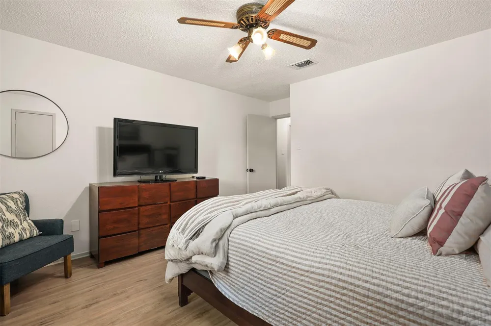 1406 New Orleans Street Deer Park, TX 77536