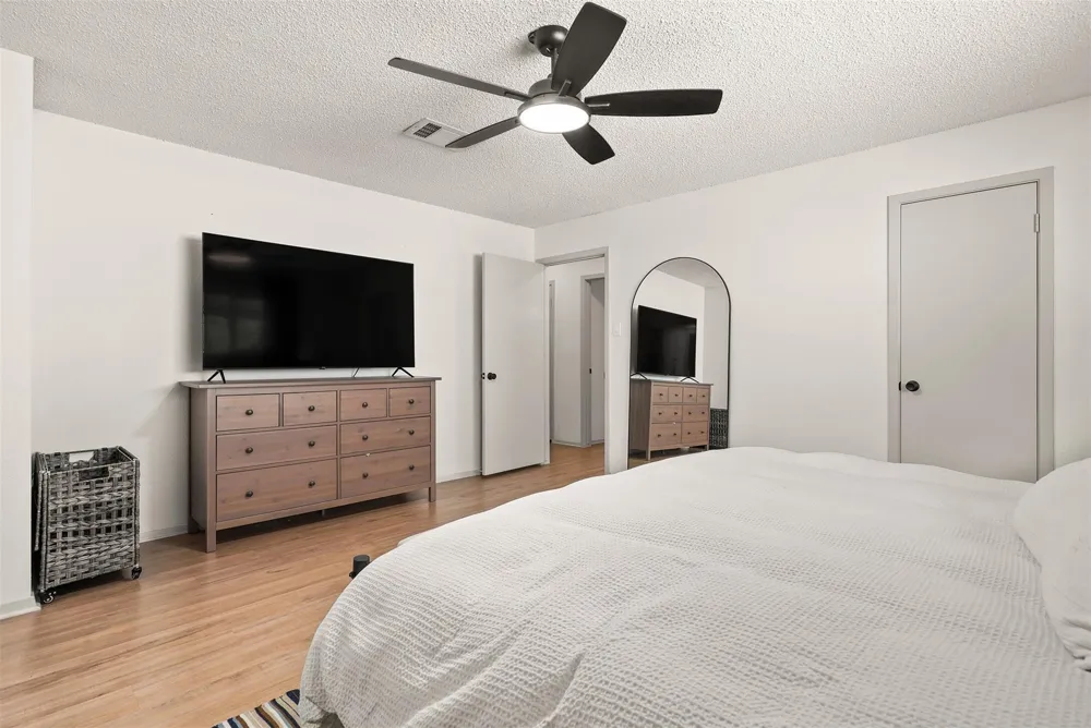 1406 New Orleans Street Deer Park, TX 77536