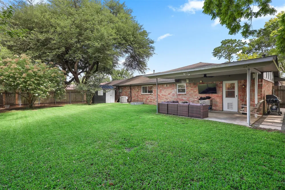 1406 New Orleans Street Deer Park, TX 77536