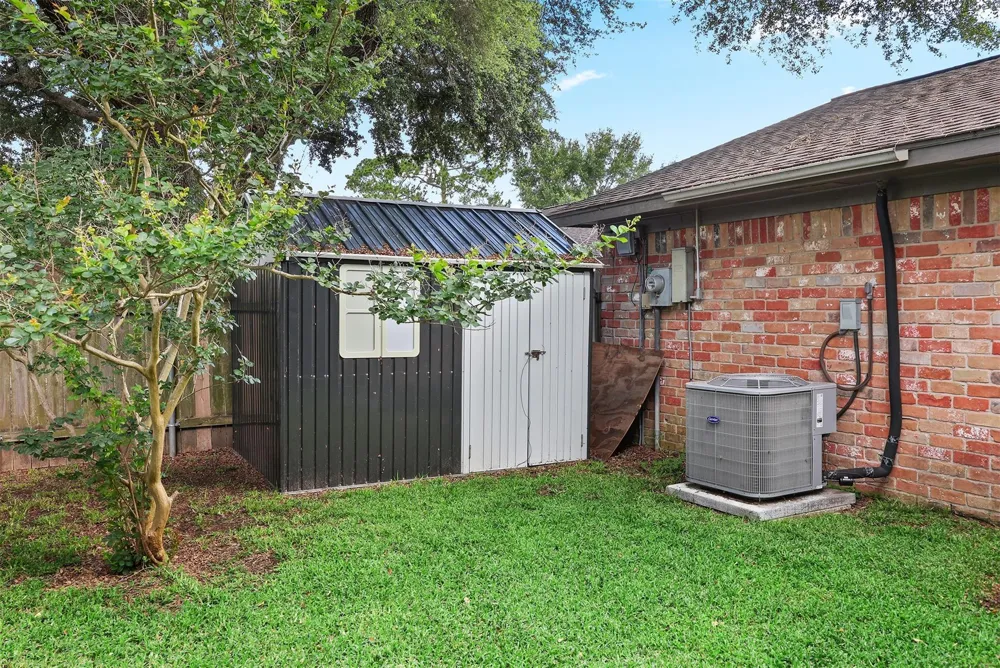 1406 New Orleans Street Deer Park, TX 77536