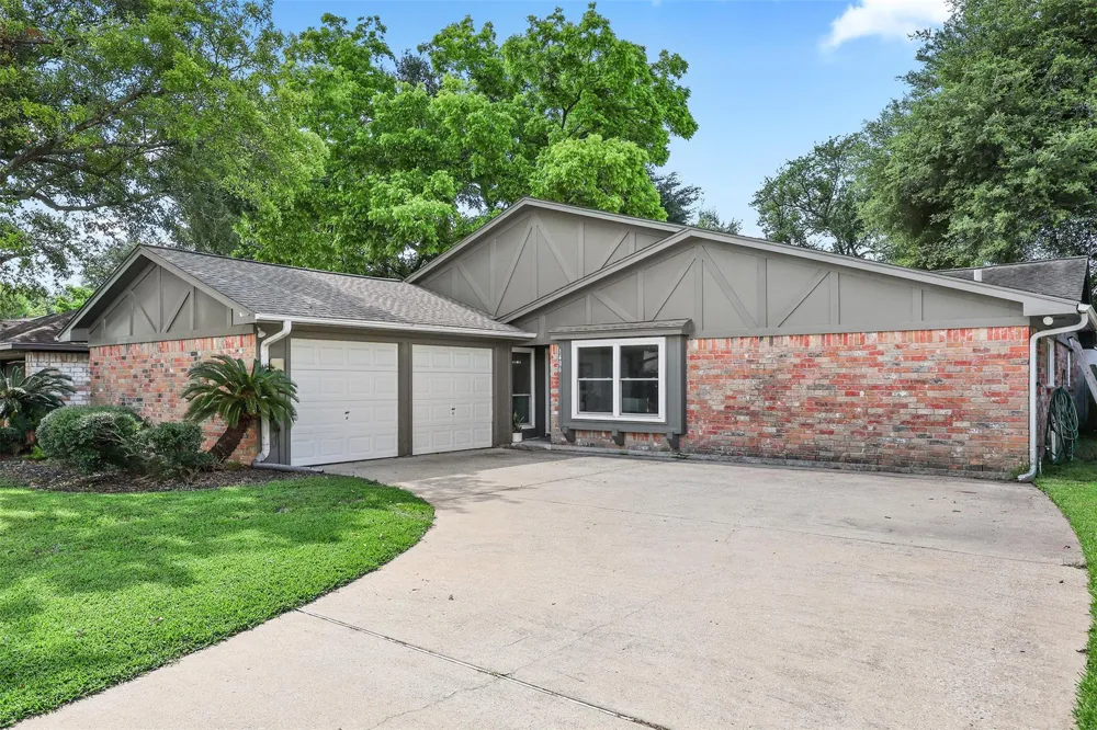1406 New Orleans Street Deer Park, TX 77536