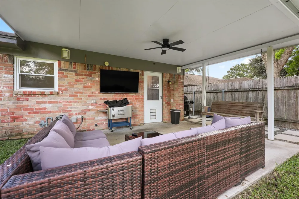 1406 New Orleans Street Deer Park, TX 77536