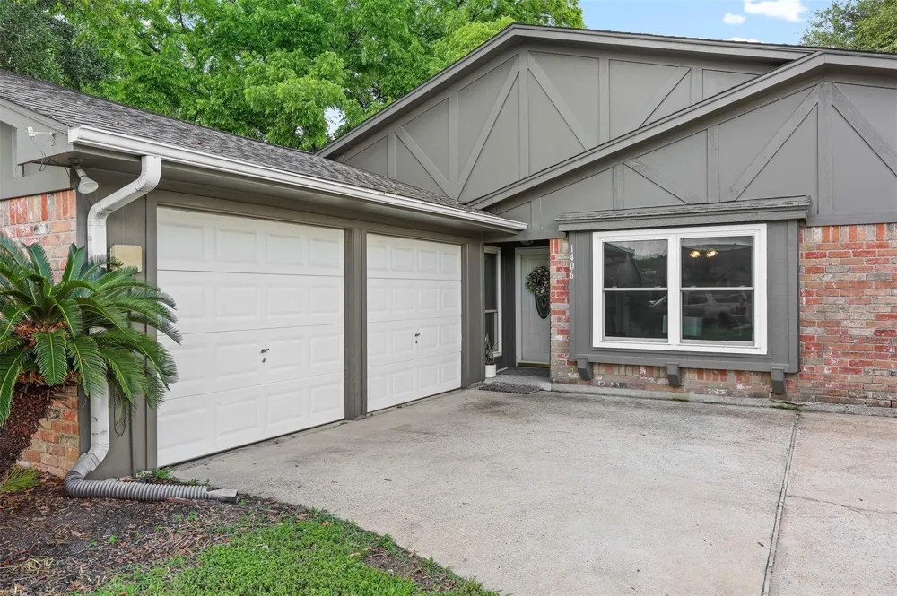 1406 New Orleans Street Deer Park, TX 77536