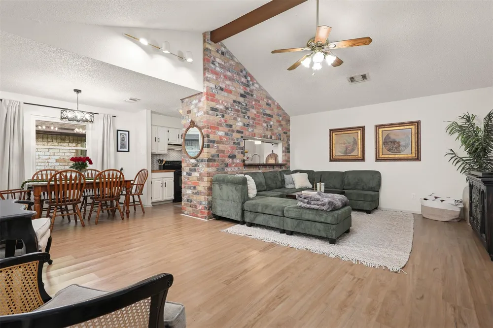 1406 New Orleans Street Deer Park, TX 77536