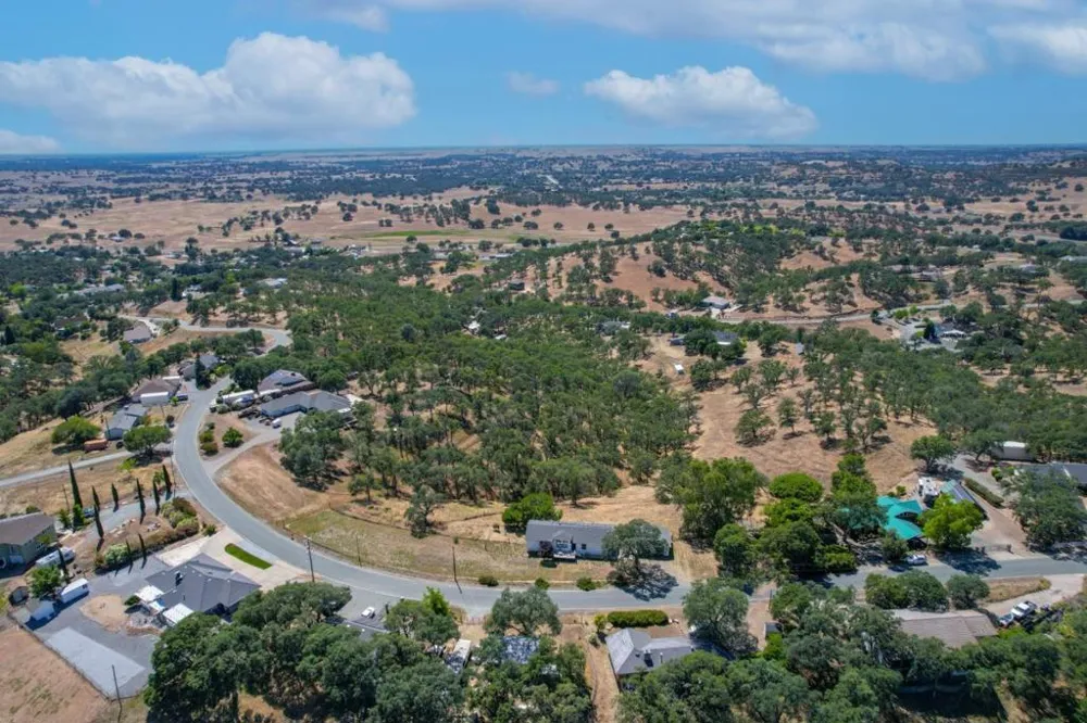 7242 Da Lee Road Valley Springs, CA 95252