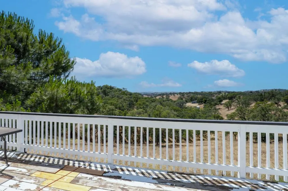 7242 Da Lee Road Valley Springs, CA 95252