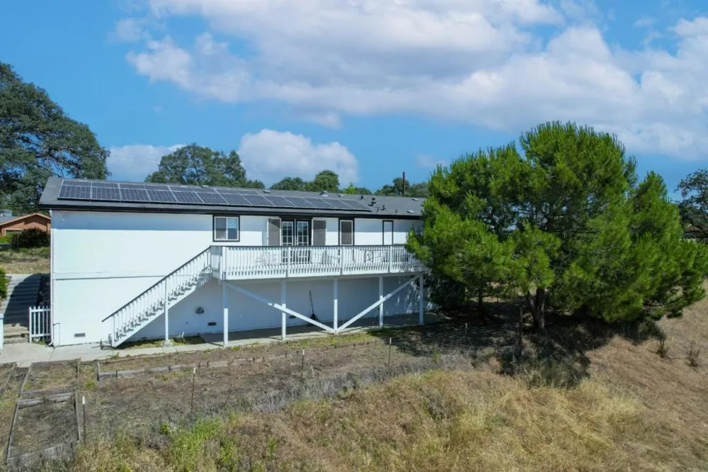 7242 Da Lee Road Valley Springs, CA 95252