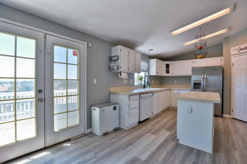 7242 Da Lee Road Valley Springs, CA 95252