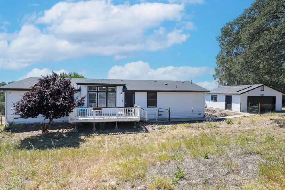 7242 Da Lee Road Valley Springs, CA 95252