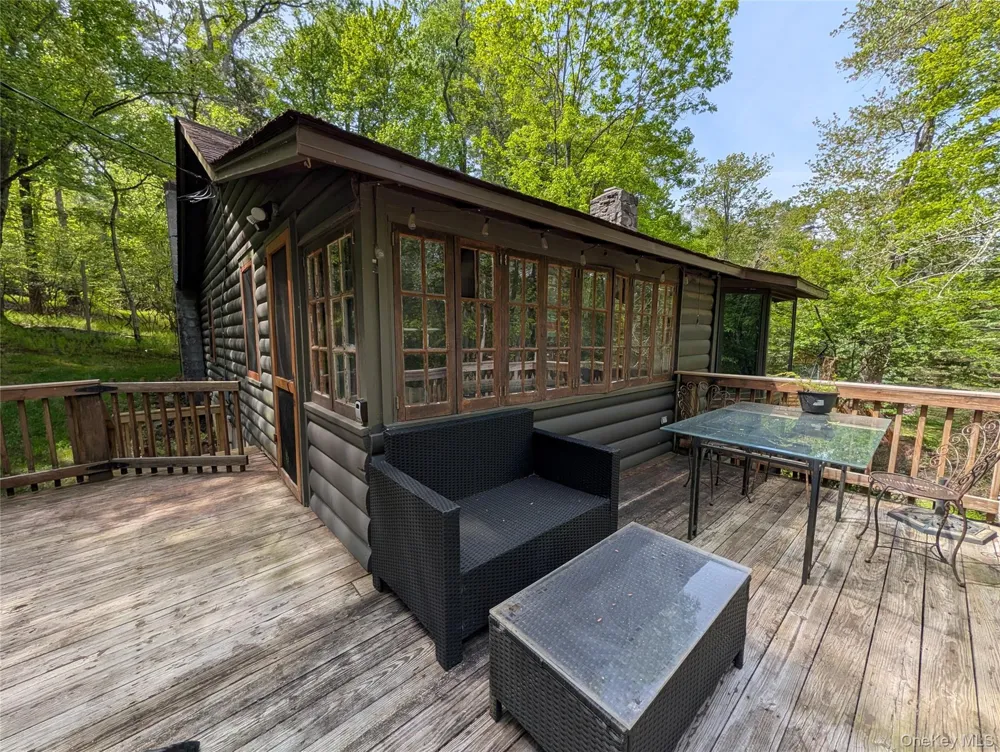 628 Lake Shore Drive Smallwood, NY 12778
