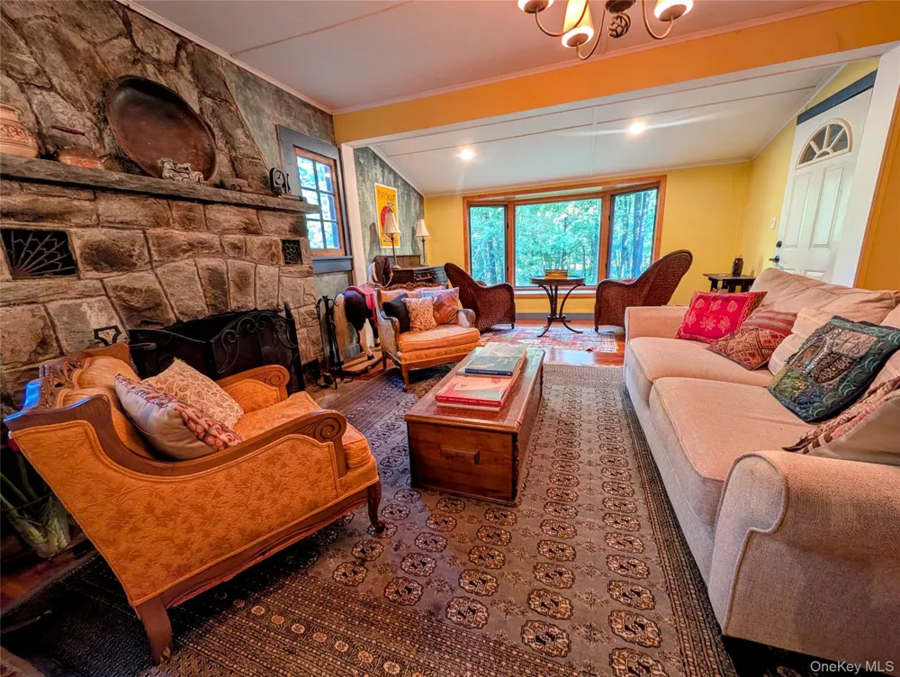 628 Lake Shore Drive Smallwood, NY 12778