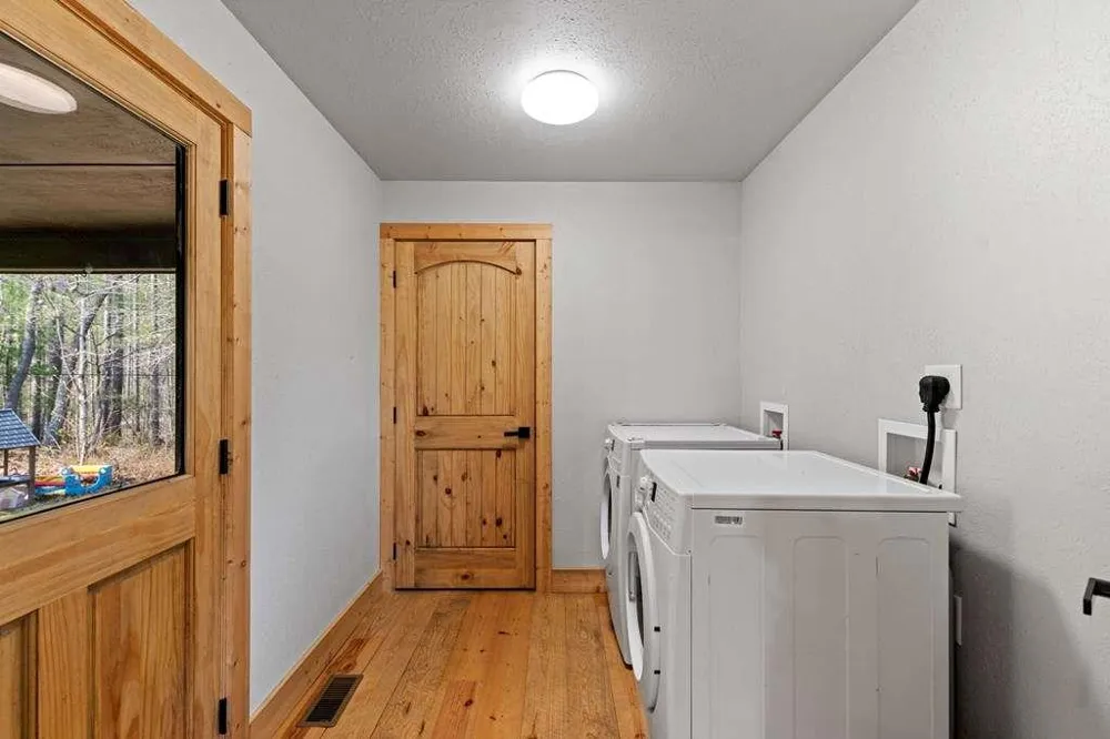 384 Maxwell Road Blue Ridge, GA 30513
