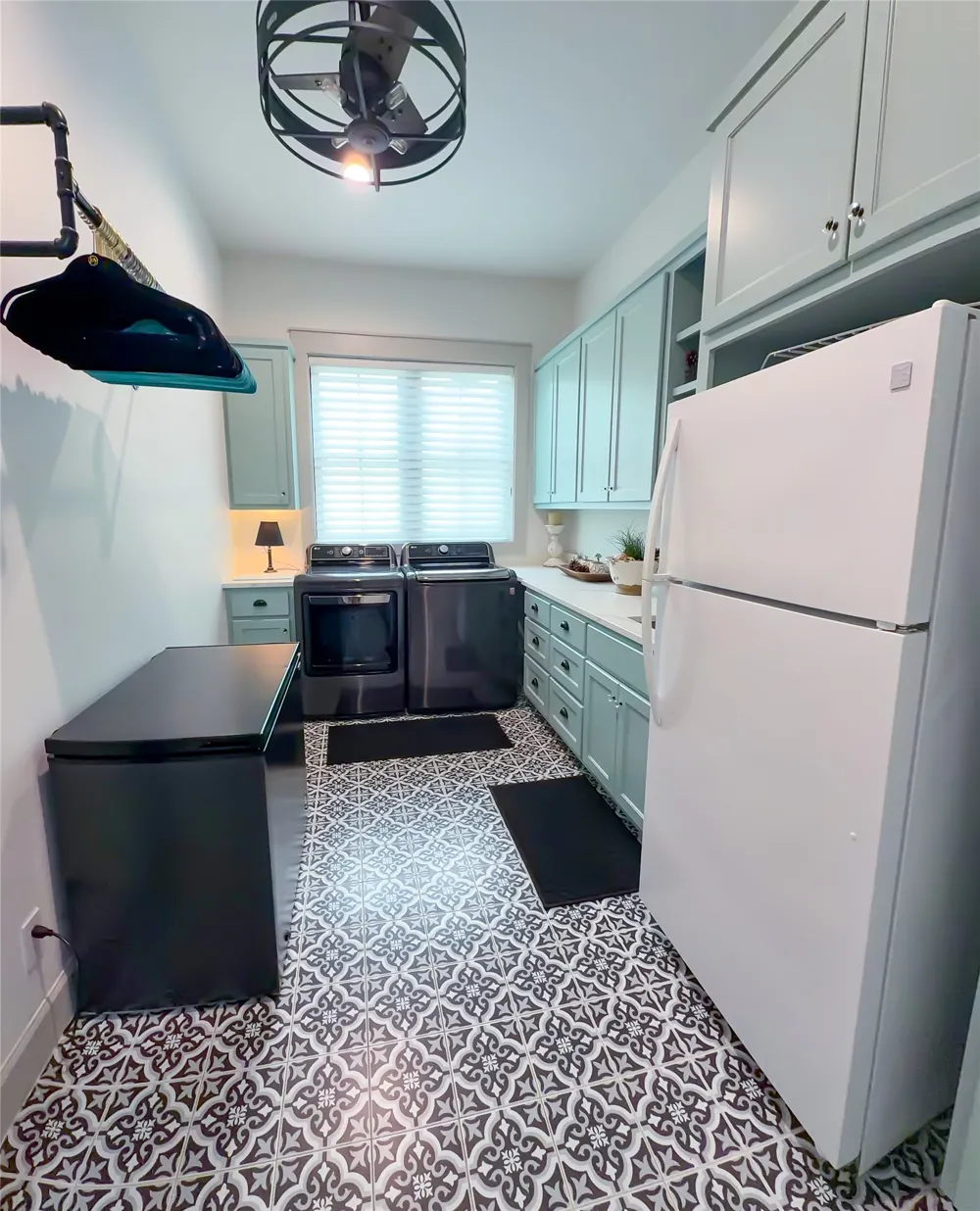 272 Slate Rock Road Willow City, TX 78675